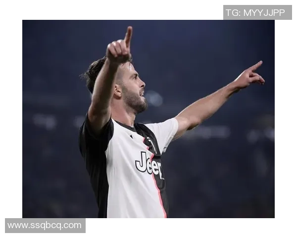 贱贱足球球星搞怪形象引领新潮流 网友纷纷点赞其独特风格